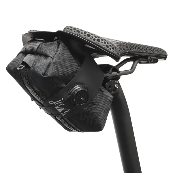 JRC Components Torebka podsiodłowa JRC Aero-X 700 ml czarna BTM-0105-BLK